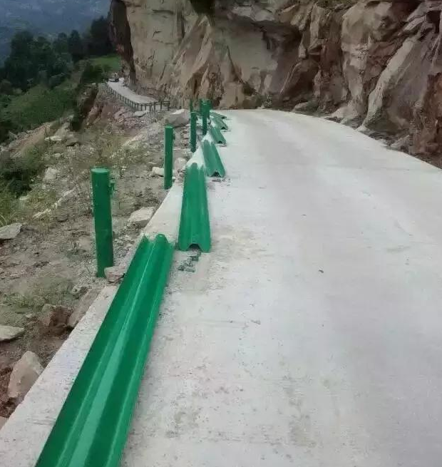 道路護欄